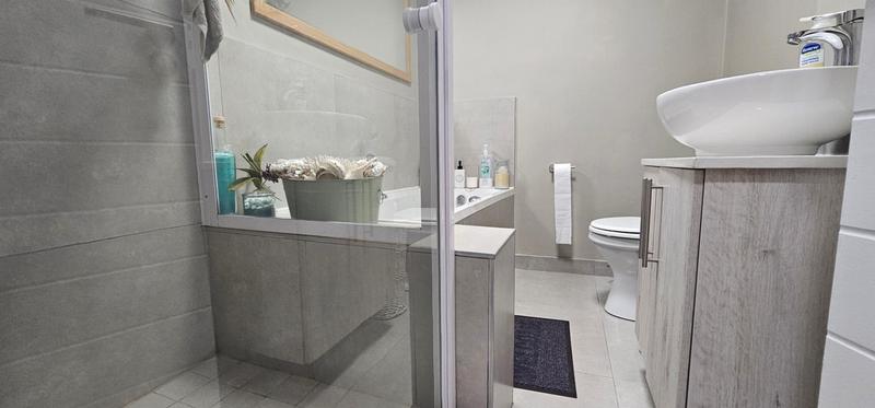 2 Bedroom Property for Sale in Olifantskop Western Cape